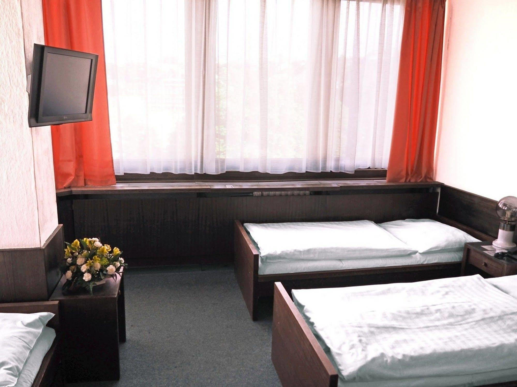 Ústí nad Labem Hotel Vladimir المظهر الخارجي الصورة